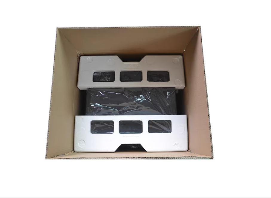 工業(yè)機(jī)箱